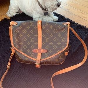 Authentic Louis Vuitton crossbody bag